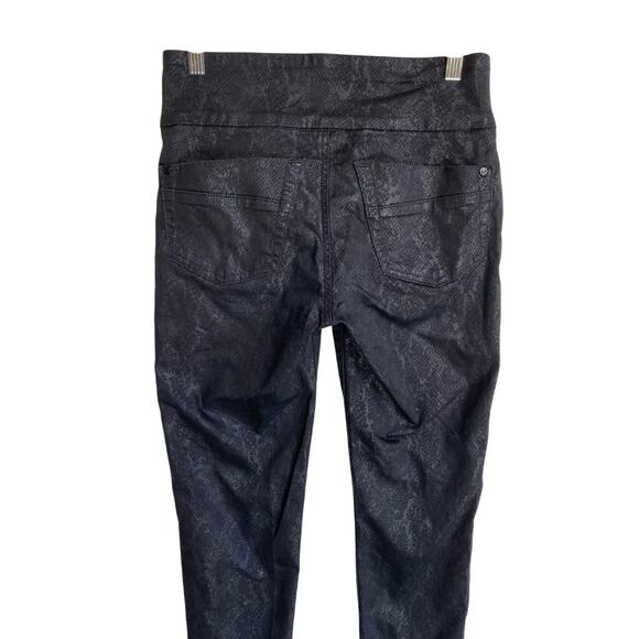 Rock & Republic Fever Denim RX Black Python Venomous Jeggings -2L - Picture 8 of 12